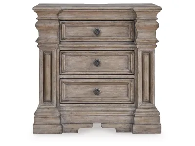 Signature Design by Ashley Blairhurst Queen Panel Bed, Dresser, Mirror and 2 Nightstands - B916B10