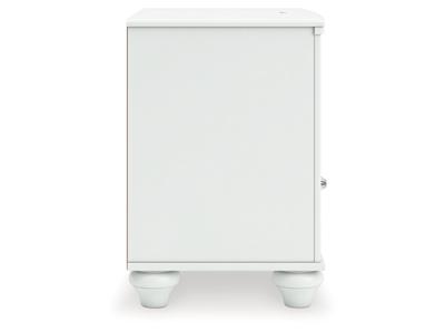 Signature Design by Ashley Kozlani Nightstand - PCB1819-91