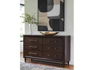 Benchcraft Dantenton Dresser - B611-31