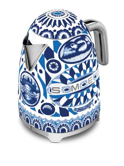 SMEG 1.7L Retro-Style Electric Kettle - KLF03DGBUS