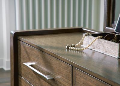Benchcraft Marxmore Dresser - B863-31