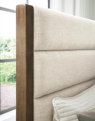 Benchcraft Marxmore Queen Upholstered Storage Bed - B863B2