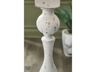 Signature Design by Ashley Madsbrook Floor Lamp - L235921