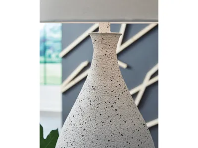 Signature Design by Ashley Wyattford Table Lamp - L207614