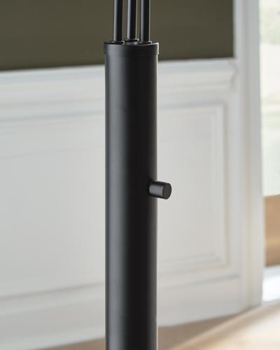 Signature Design by Ashley Gibbswellner Arc Lamp - L725159