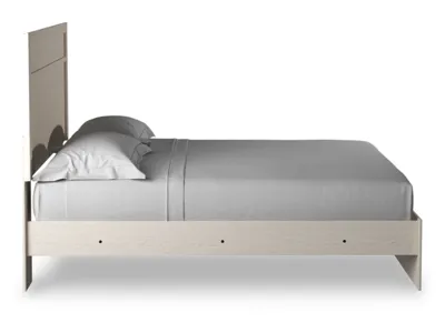 Signature Design by Ashley Stelsie King Panel Bed, Dresser, Mirror and Nightstand - B2588B17