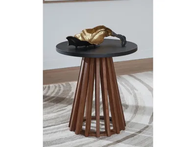 Signature Design by Ashley Kallari End Table - T737-6