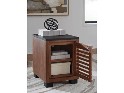 Signature Design by Ashley Kallari Chairside End Table - T737-7