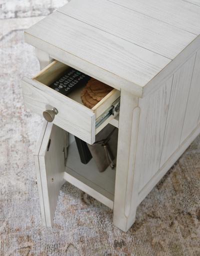 Signature Design by Ashley Robbinsdale Chairside End Table - T729-7