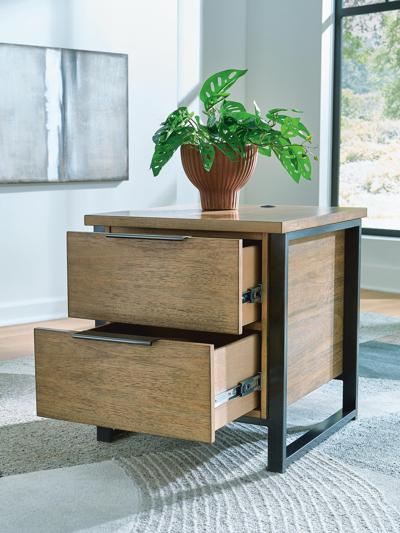 Signature Design by Ashley Montia End Table - T602-3