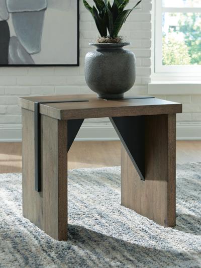 Signature Design by Ashley Kandinew End Table - T554-2