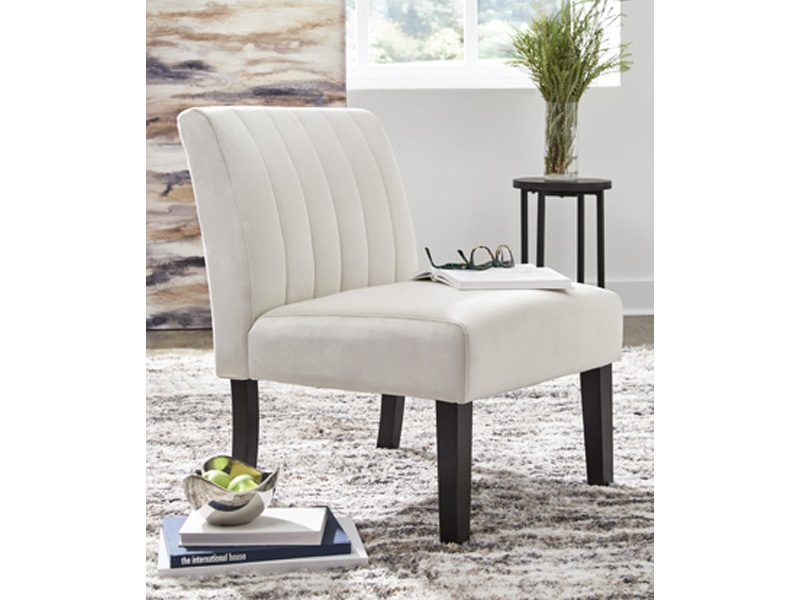 Signature Design by Ashley Hughleigh Accent Chair in Light Beige - A3000300