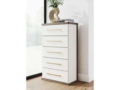 Signature Design by Ashley Kendanport Chest of Drawers - PCB1108-46