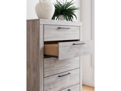Signature Design by Ashley Broachmyn Chest of Drawers - PCB1120-46
