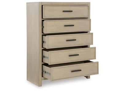 Signature Design by Ashley Calmoro Chest of Drawers - B602-46