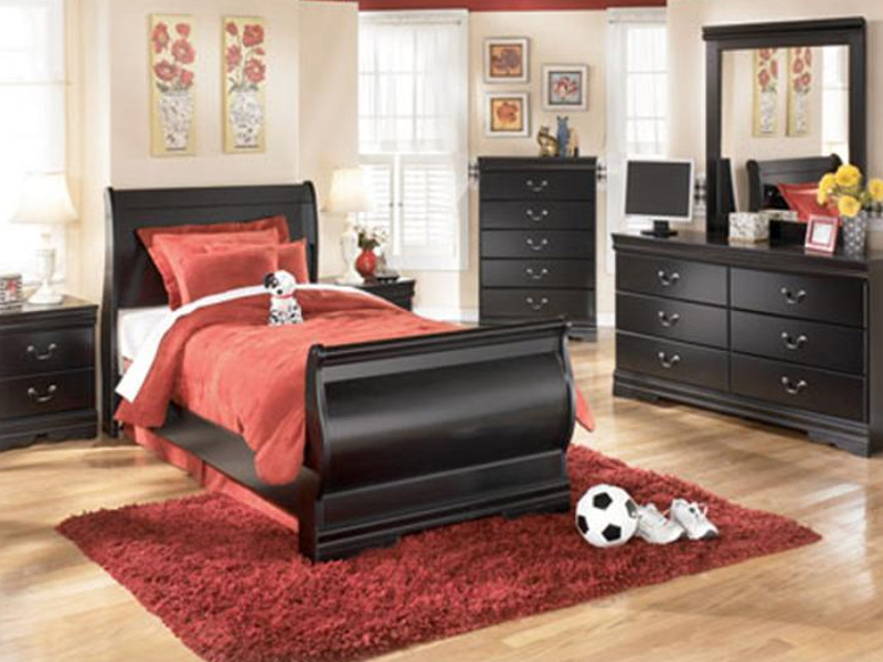 Ashley B128 62 Furniture Huey Vineyard Twin Sleigh Footboard Black