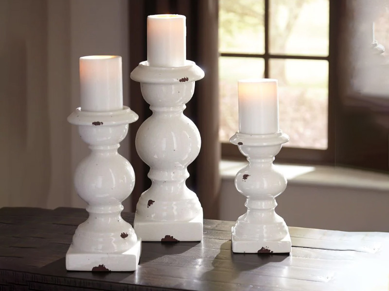 Signature Design by Ashley Devorah Candle Holder Set 3 CN in Antique White A2000267