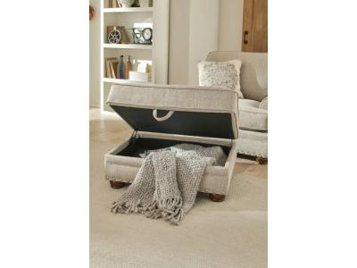 Jackson Furniture Farmington Fabric Storage Ottoman - 4283-77 1561-46