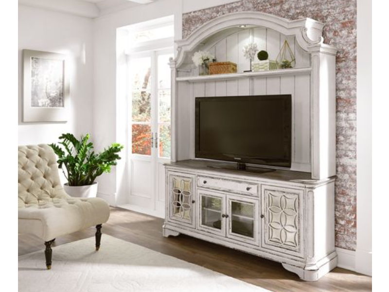 Entertainment center with shop piers