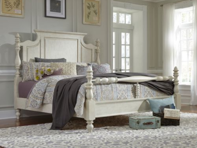 High Country Queen Poster Bed -  697-BR-QPS