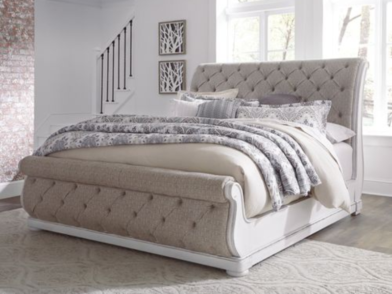 Magnolia Manor Collection King Uph Sleigh Bed - 244-BR-KUSL