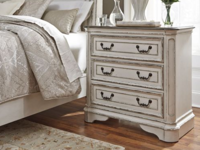 Magnolia Manor Collection 3 Drawer Bedside Chest w/ Charging Station - 244-BR64