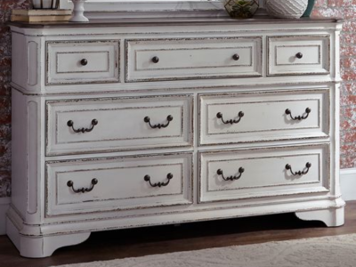 Magnolia Manor Collection 7 Drawer Dresser - 244-BR31