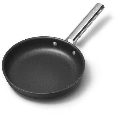 SMEG 50s Style Frypan With Cold-forged Aluminium Body in Black- CKFF2401BLM