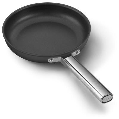 SMEG 50s Style Frypan With Cold-forged Aluminium Body in Black- CKFF2401BLM