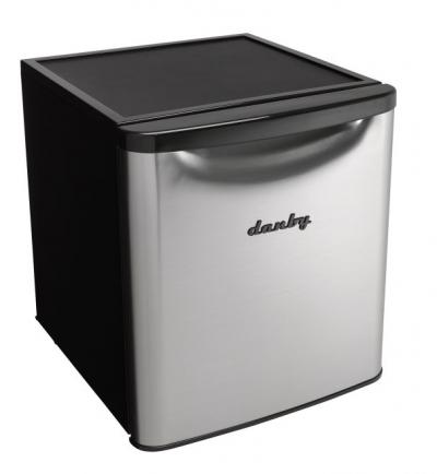 18" Danby 1.7 cu. ft. Capacity Contemporary Classic Compact Refrigerator - DAR017A3BSLDB
