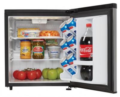 18" Danby 1.7 cu. ft. Capacity Contemporary Classic Compact Refrigerator - DAR017A3BSLDB