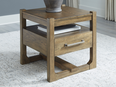 Signature Design by Ashley Cabalynn End Table T974-2