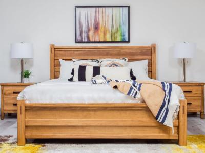 Mako Wood Furniture Hudson Pine Queen Panel Bed - 8400-Q