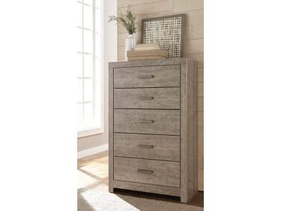 Signature by Ashley Five Drawer Chest/Culverbach B070-46