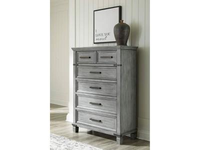 Signature by Ashley Five Drawer Chest/Russelyn B772-46