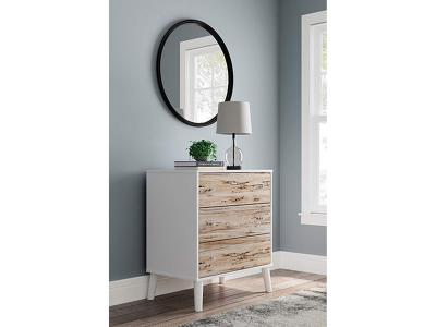 Signature by Ashley Three Drawer Chest/Piperton EA1221-243