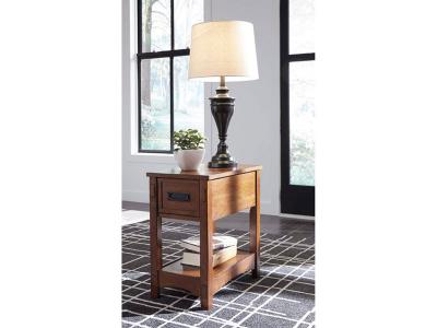 Signature by Ashley Chair Side End Table/Breegin T007-319