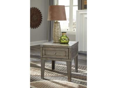 Signature by Ashley Rectangular End Table/Chazney T904-3